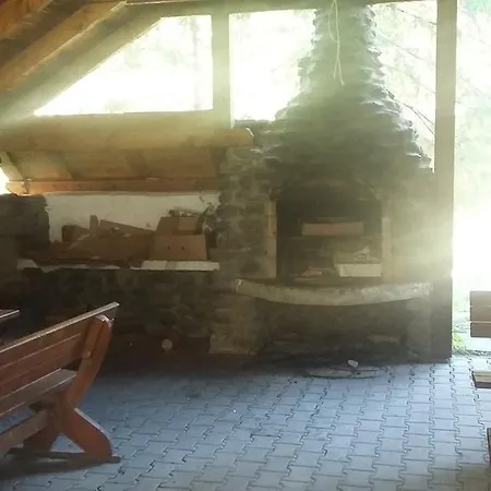 Chata Vo Vyhnanej Domek letniskowy
